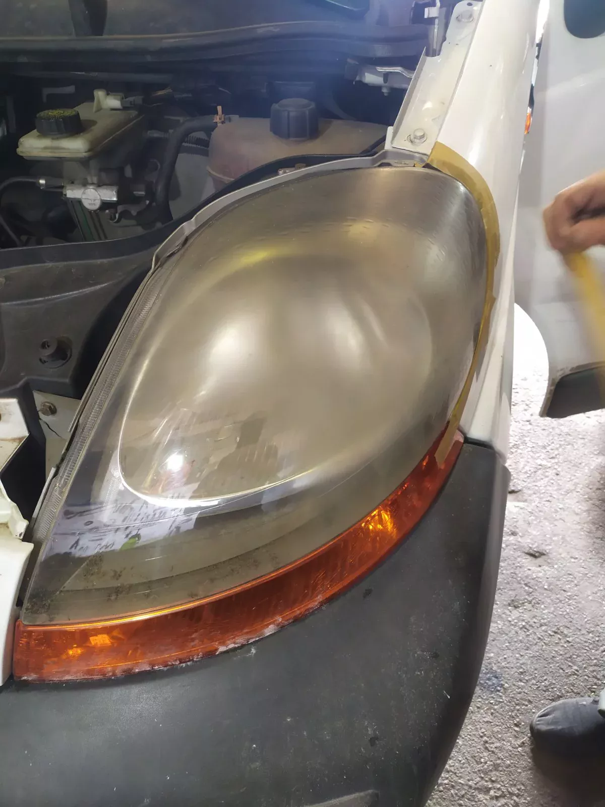 Полировка фар. Было - стало